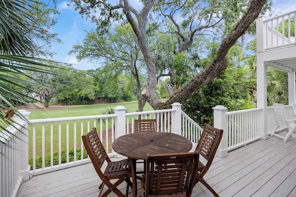 Welcome to 28 Pelican Bay, a Wild Dunes home with southern porches and golf views!