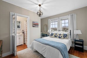 The primary bedroom has a convenient en suite bathroom and stunning ocean views!