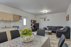 Wohn- und Esszimmer