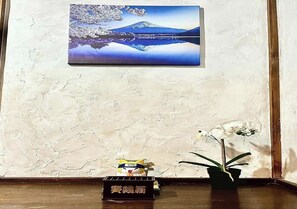 You will be captivated by the beautiful photos of Mt. Fuji.