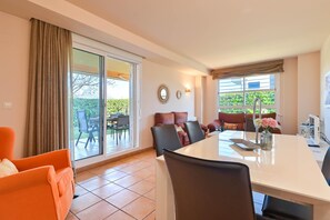 Living-dining room