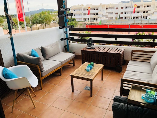 Balcony/ terrace