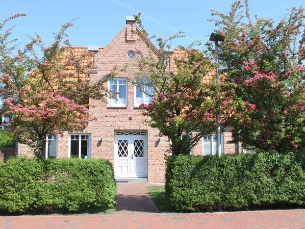 Haus Badallee Whg. 01 Frohsinn