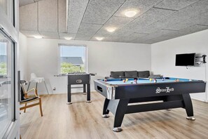 Spielezimmer