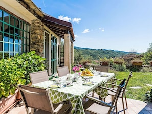 Furniture, Chair, Table, Outdoor Furniture, Kitchen & Dining Room Table, Outdoor Table, Garden, Patio, Shade, Tablecloth