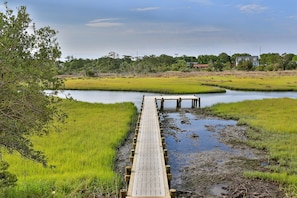 Dock