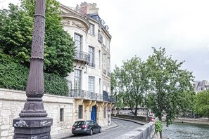 Extérieur