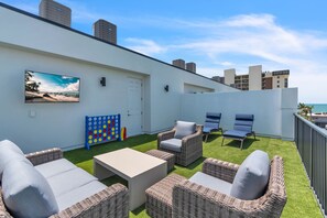 A3 - Rooftop Deck with Seating and TV