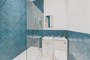 Holmwood, Whitby - Host & Stay