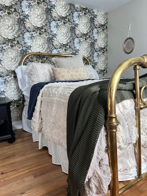 Romantic Master bedroom