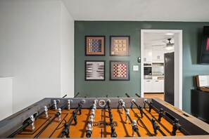 Spielezimmer