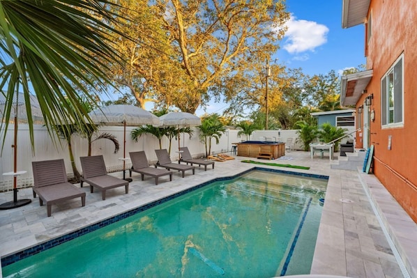 Pool