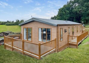 Superior Lodge 2 Bed - Badgers Retreat Holiday Park, Tunstall, Richmond