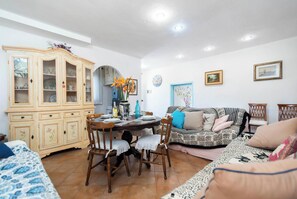 Living and dining room