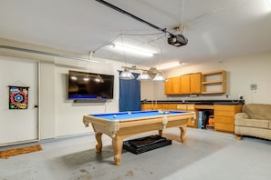 Shared Amenities | Garage Interior | Game Room