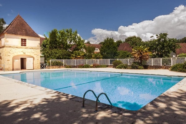 Schwimmbad des Ferienhauses