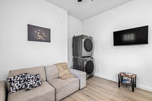 Perfectly designed to accommodate all your family and friends comfortably.