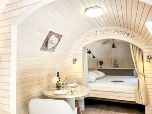 Ceiling, Bedroom, Hotel, Bed, Light Fixture, Bedding, Pillow