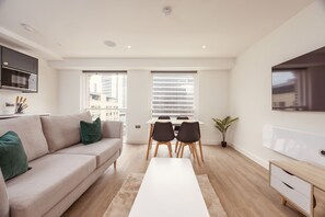 Living Room / Lounge