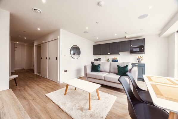 Living Room / Lounge