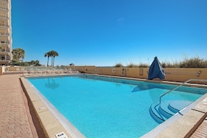 SunDestin pool