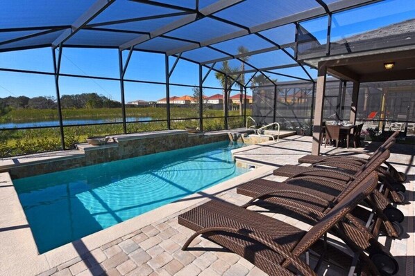 Pool31200