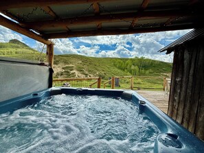Bain à remous extérieur