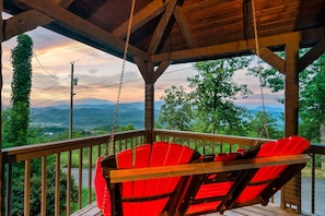 End your day with a breathtaking view of a Smoky Mountain sunset