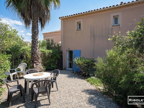 North-facing terrace at the rear of the house. View over the garrigue