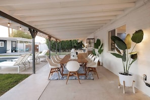 Outdoor dining