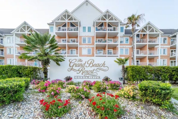 Grand Beach Resort