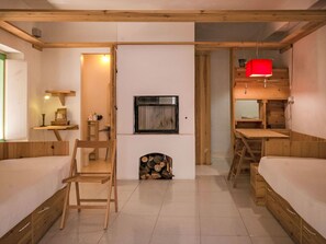 Design Intérieur, Meubles, Mur, Sol, Bois, Plafond, Sol, Pièce, Éclairage, Luminaire