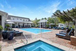 Fairmont Heritage Pool & Hot tub at Inspiration