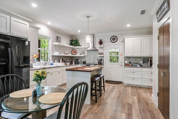 Private kitchen