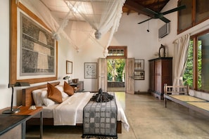 Mount Cinnamon Suite Room