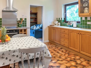 Kitchen/diner | Dyffryn Conin, Clynderwen