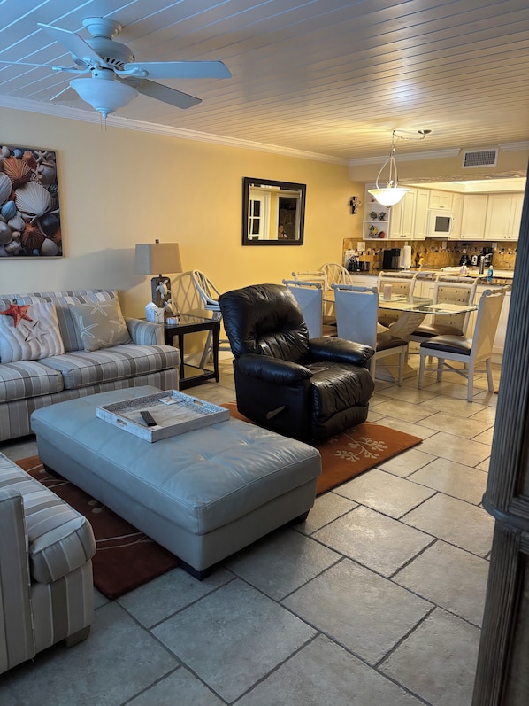 living room-kitchen