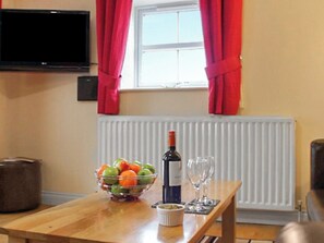 Kitchen/diner | Maggies Mews - Greetham Retreat, Greetham, near Horncastle