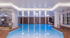Crossa Homes | Luxury Villa El Martinete, Frontline Puerto Banús