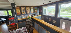 Bar (en la propiedad)