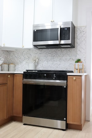 Fully stocked kitchen for cooking or takeout nights