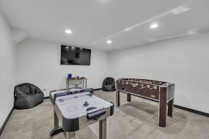 Spielezimmer