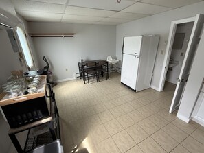 Kitchen - Sitting Area