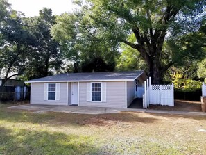 2nd Unit - 2 Bedroom