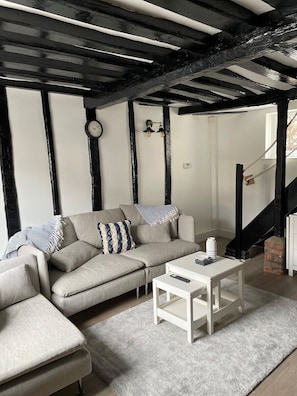 Living Room / Lounge