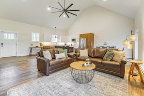 Living Room | Main Level | Central Heating | A/C Units | Free WiFi