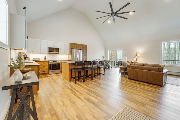 Sebago Vacation Rental | 4BR | 3BA | 2,800 Sq Ft | Stairs to Access