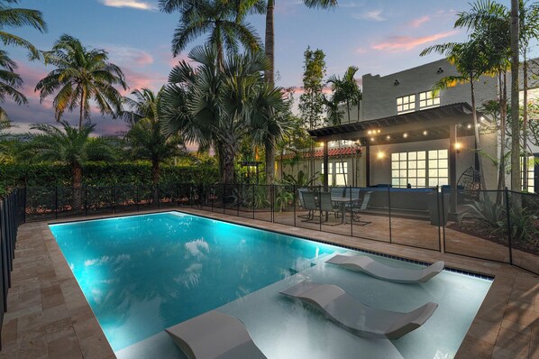 Pool