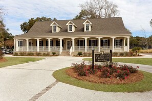 Port Royal Golf & Racquet Club
