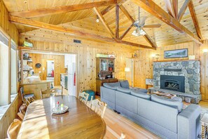 Dining Area | 1st Floor | Central Heating & A/C